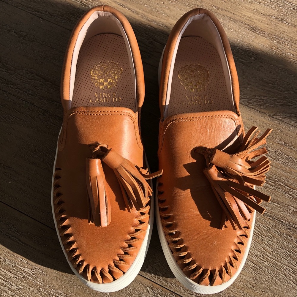 Women’s Vince Camino leather shoes, size 7